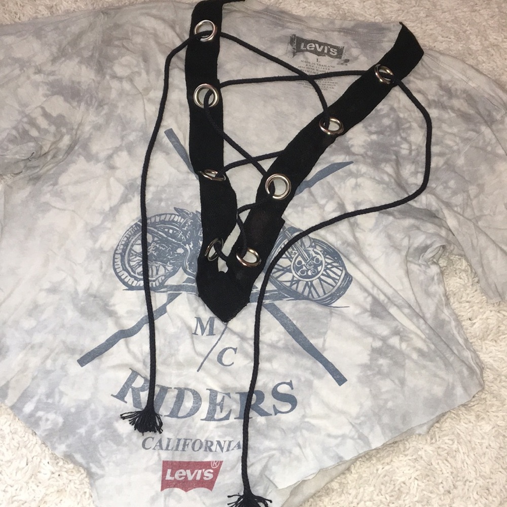 VINTAGE REWORKED LACE UP TEE